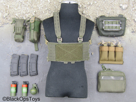 NSWDG Infiltration Team Ver. B - Chest Rig Harness w/Pouch & Grenade Set