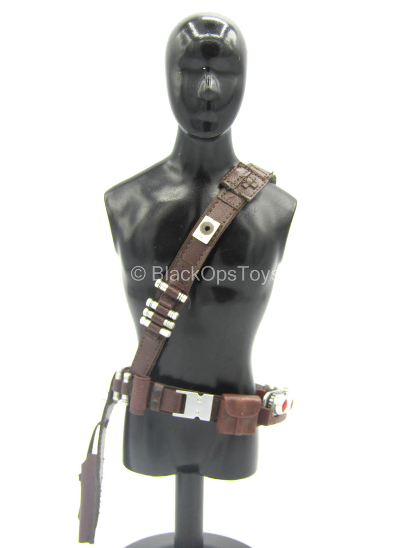 Load image into Gallery viewer, Star Wars - The Mandalorian - Brown Belt w/Drop Leg Pistol Holster
