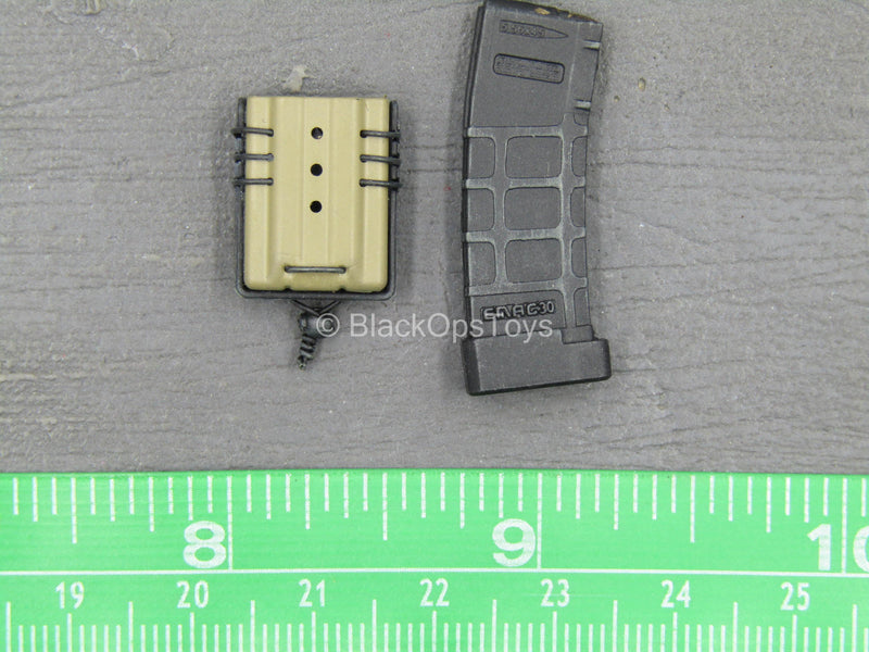 Load image into Gallery viewer, The Mercenary - 5.56 Magazine w/Fast Mag Holster
