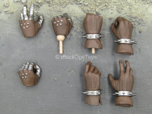 Cloud Strife - Armored Gloved Hand Set