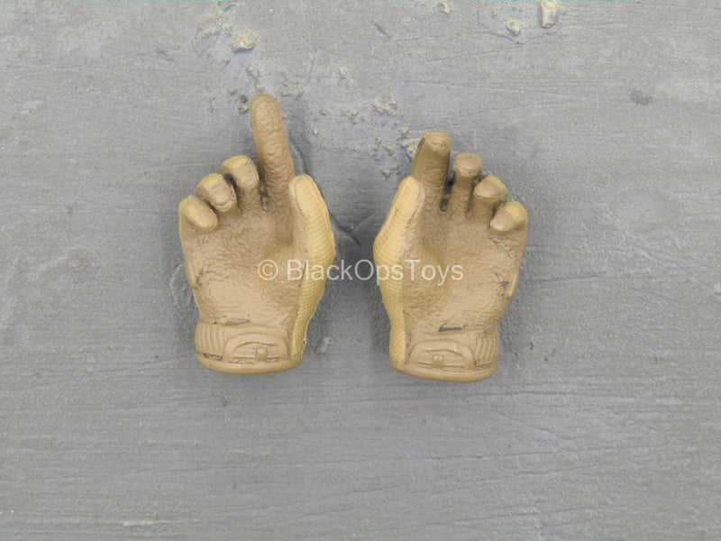 Load image into Gallery viewer, SMU Operator Part X - Brown Gloved Hand Set
