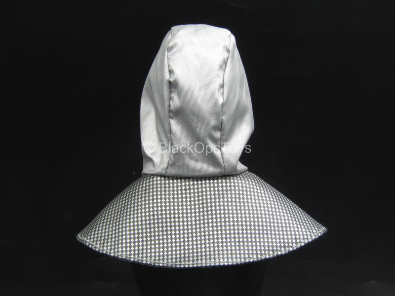 Load image into Gallery viewer, Andromeda - Rev Bem - Silver Colored Hood
