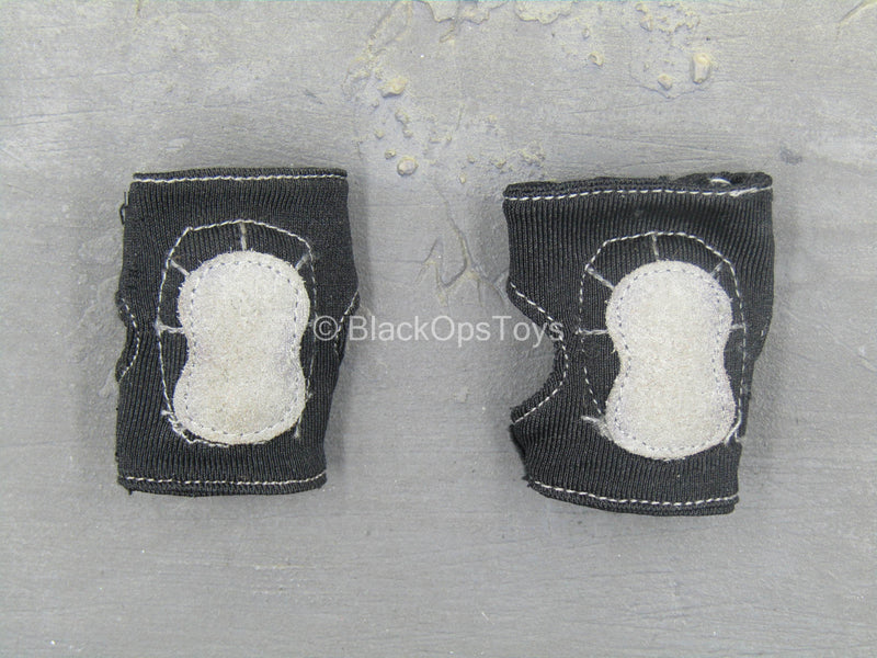 Load image into Gallery viewer, PMC - Operator - Black &amp; Grey Knee Pads
