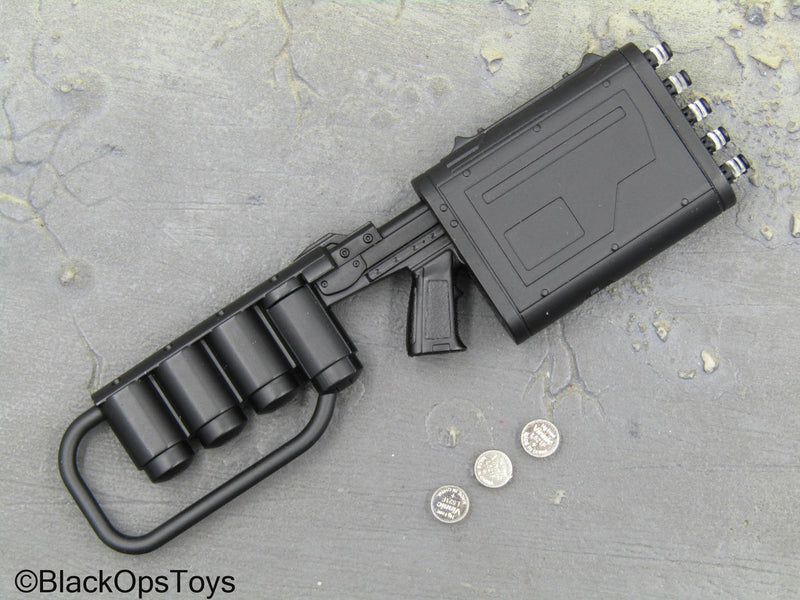 Load image into Gallery viewer, DX Batman - Light Up EMP Gun

