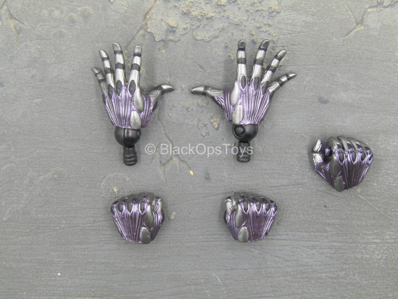 Load image into Gallery viewer, Alita Battle Angel - Purple &amp; Silver Female Gloved Hands
