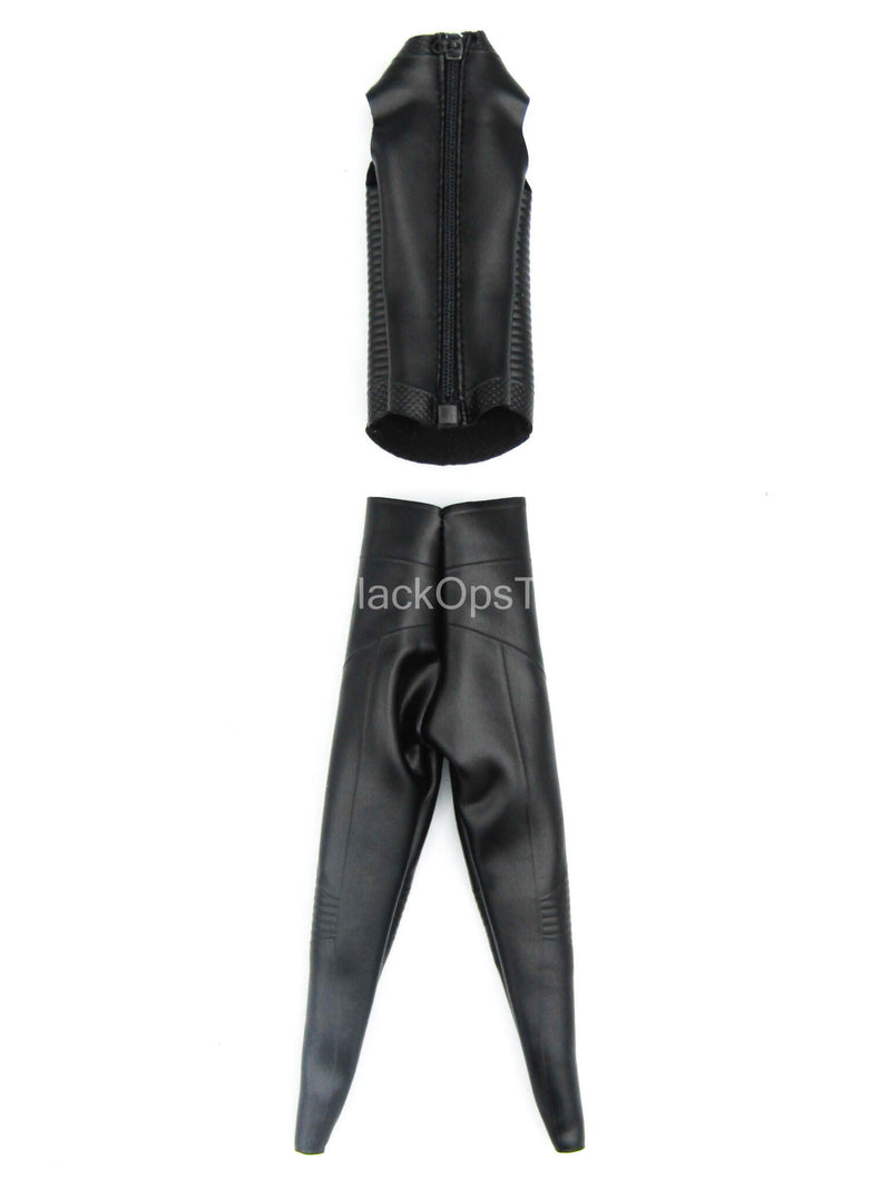 Load image into Gallery viewer, Alita Battle Angel - Black Leather Like Bodysuit
