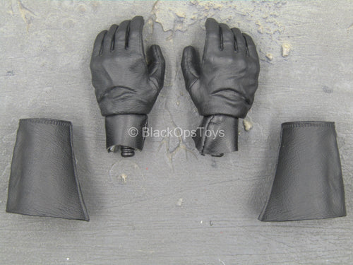 Star Wars - DX Darth Maul - Black Gloved Hand Set w/Gauntlets