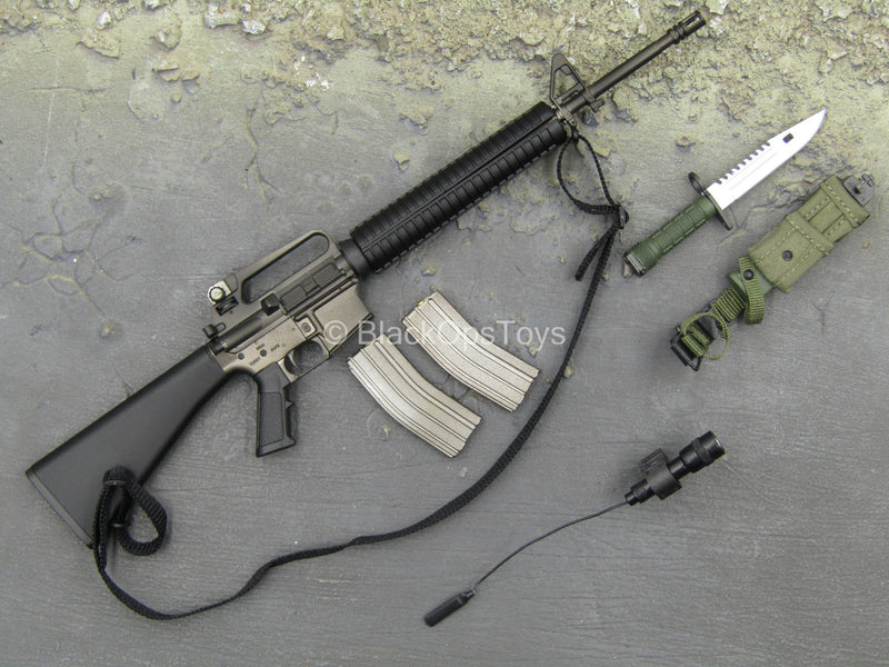 Load image into Gallery viewer, Operation Urban Warrior 99 - M16 Rifle w/Bayonet Set
