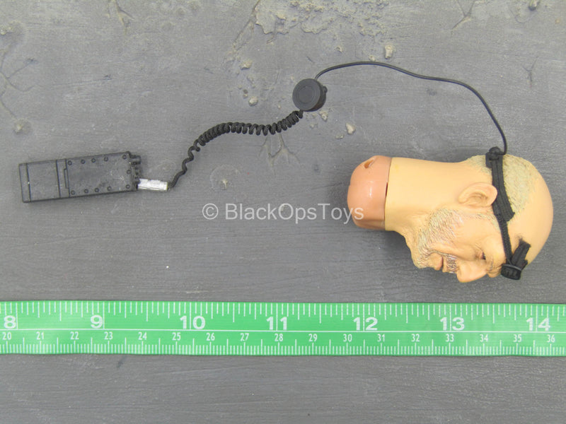 Load image into Gallery viewer, Tears Of The Sun - Lt Waters - Male Head Sculpt w/Radio &amp; Ear Piece
