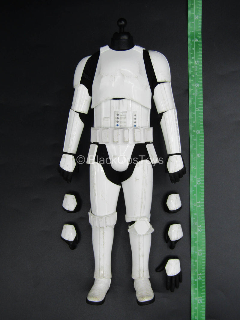 Load image into Gallery viewer, Star Wars Stormtrooper Commander - Weathered Body w/Full Armor Suit
