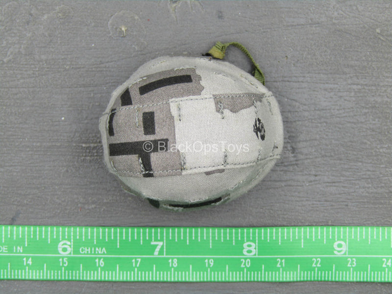 Load image into Gallery viewer, US Marine Gunnery Sergeant Crews - Urban Camo Helmet
