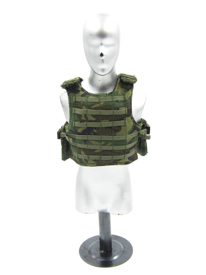 Load image into Gallery viewer, USMC - Expeditionary Unit - Woodland Camo Plate Carrier w/Strike Plates

