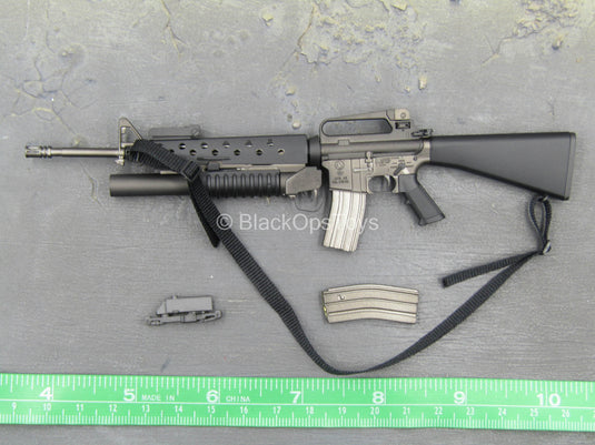US Marine Gunnery Sergeant Crews - M16 Rifle w/M203 Grenade Launcher