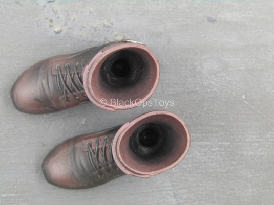 The Mechanical - Brown Boots (Peg Type)