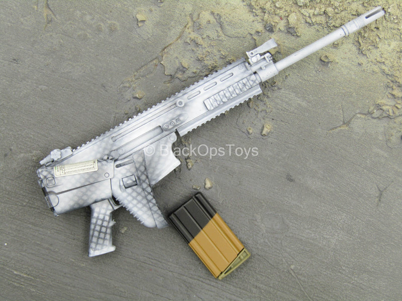Load image into Gallery viewer, NSW Winter Warfare - Snow Camo Spray FN MK17 SCAR Rifle
