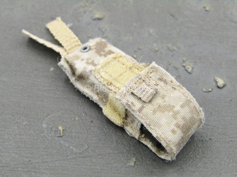 Load image into Gallery viewer, NSW Winter Warfare - AOR1 Snow Camo MOLLE Mag Pouch w/Magazine
