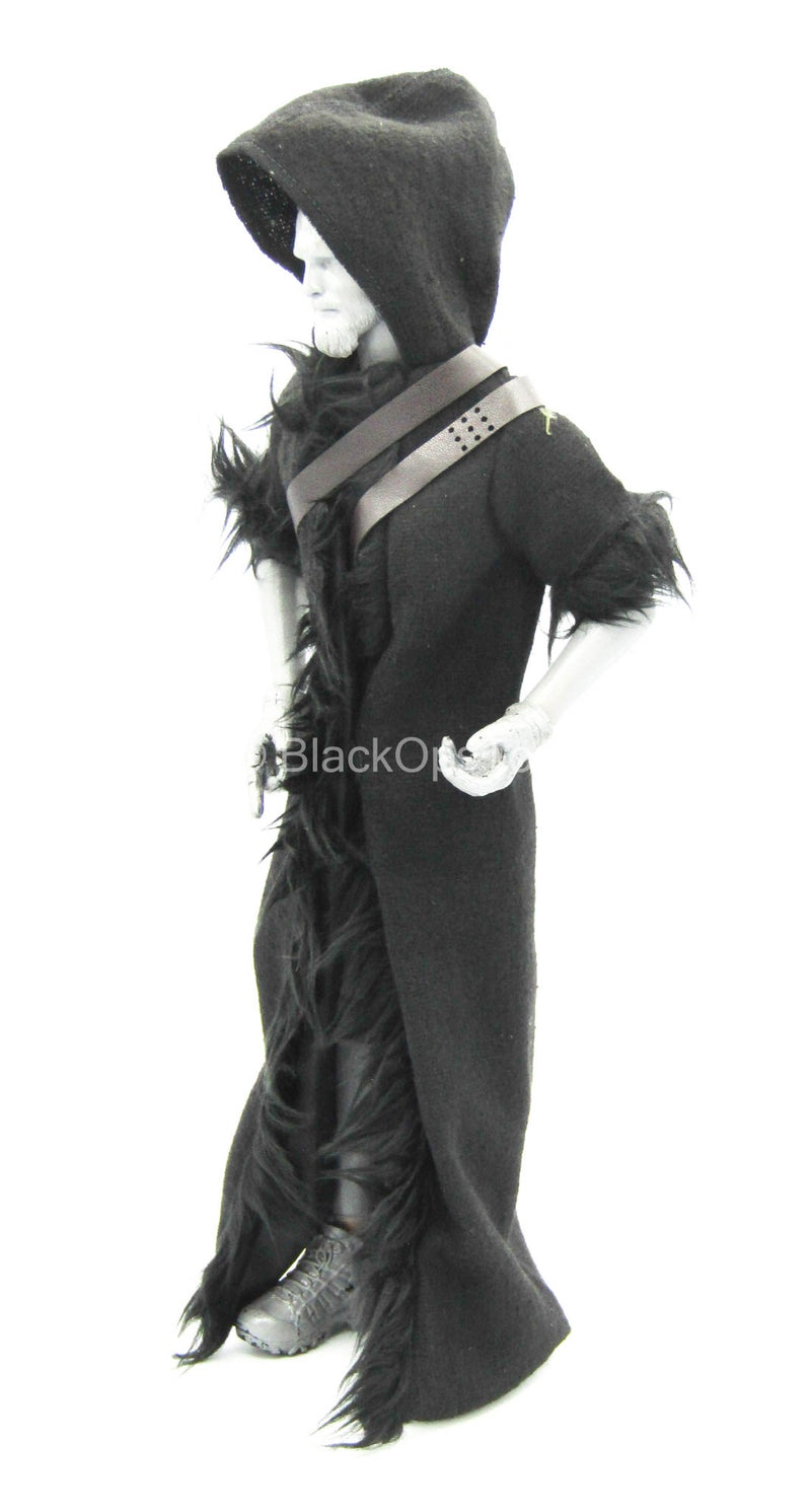 Load image into Gallery viewer, Black Cloak w/Fur
