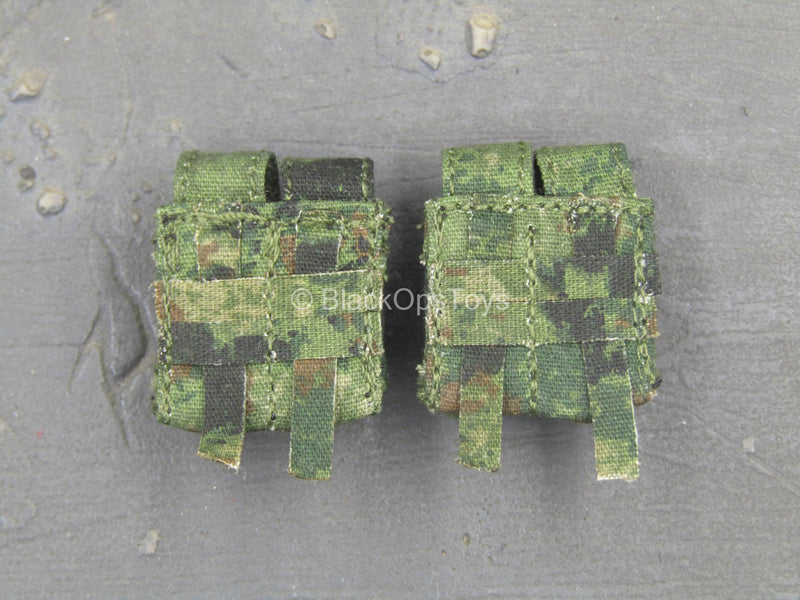 Load image into Gallery viewer, People&#39;s Liberation Army - Type 07 Camo Smoke Grenade Pouches
