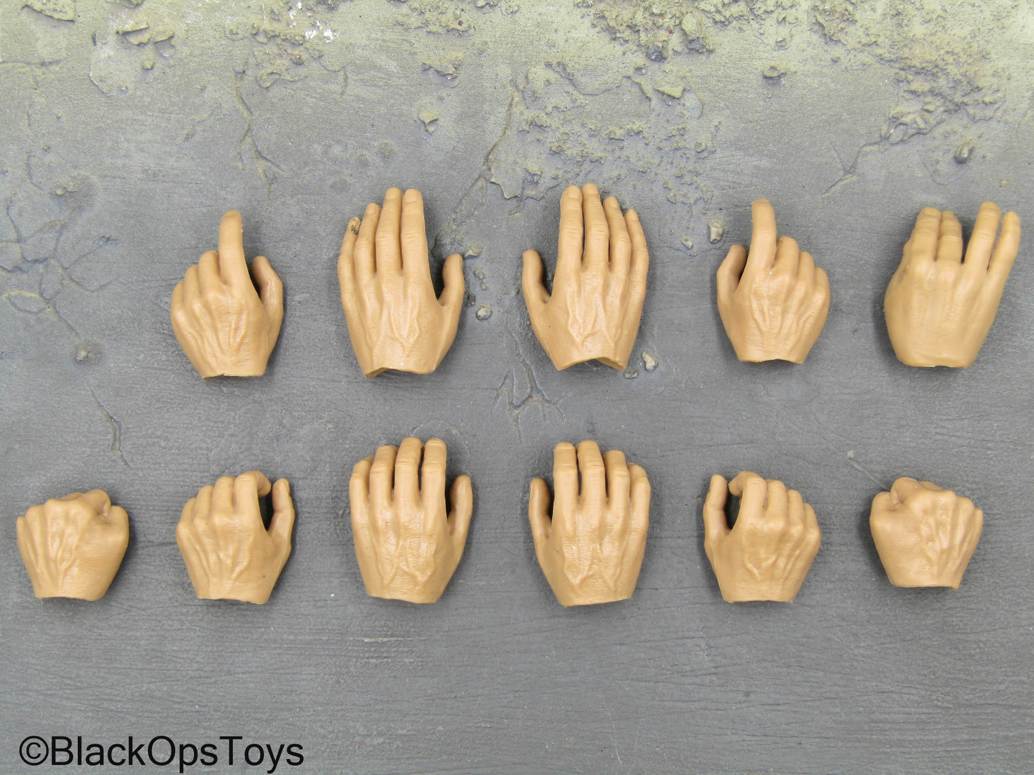 The Flash Barry Allen - Male Hand Set – BlackOpsToys
