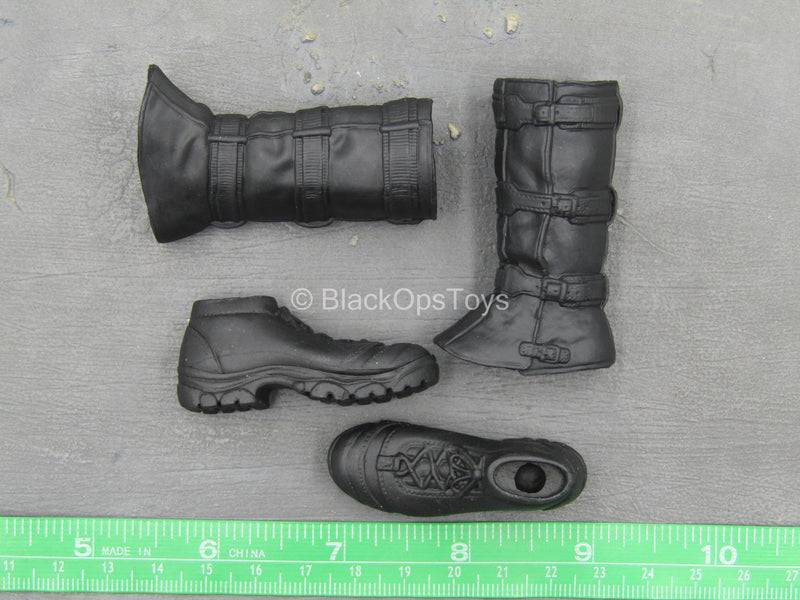 Load image into Gallery viewer, Ninja Warrior - Black Armored 2-Part Boots (Peg Type)

