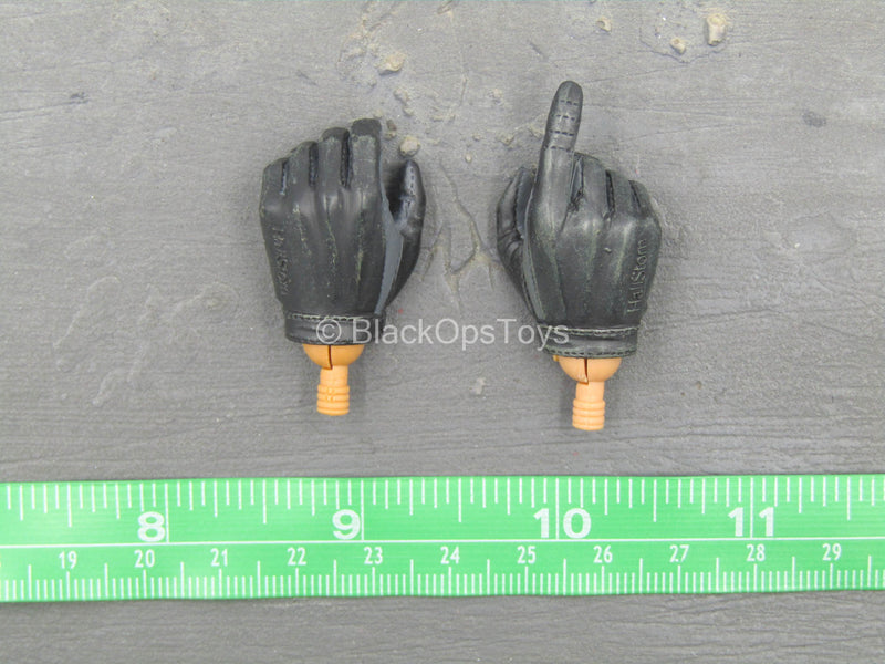 Load image into Gallery viewer, HALO UDT Jumper - Black Gloved Hand Set
