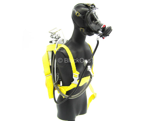 Oxygen Tank w/Diving Mask
