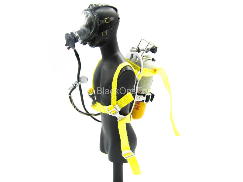 Load image into Gallery viewer, Oxygen Tank w/Diving Mask
