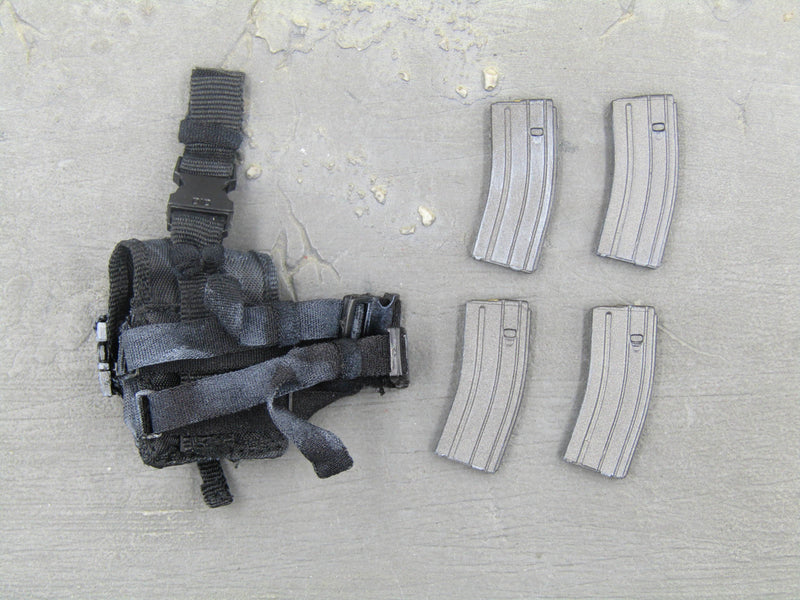 Load image into Gallery viewer, Secret Service Agent - Weathered Drop Leg Magazine Holster w/Magazines
