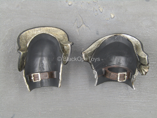 Imperial Guardian - Female Shoulder Armor