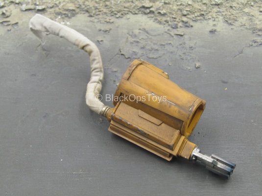 Heavy Infantry Mandalorian - Left Gauntlet w/Hose