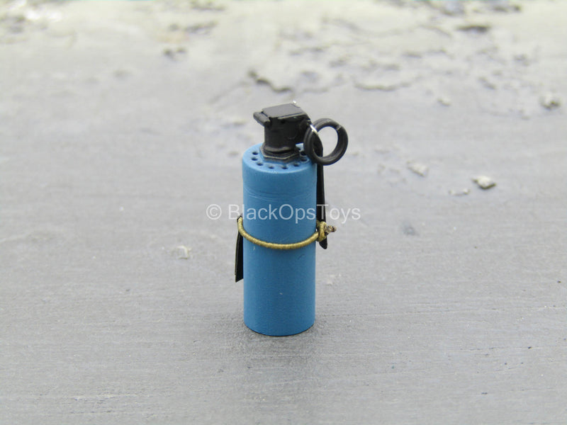 Load image into Gallery viewer, Iraq SOF - SAW Gunner - Blue Training Smoke Grenade
