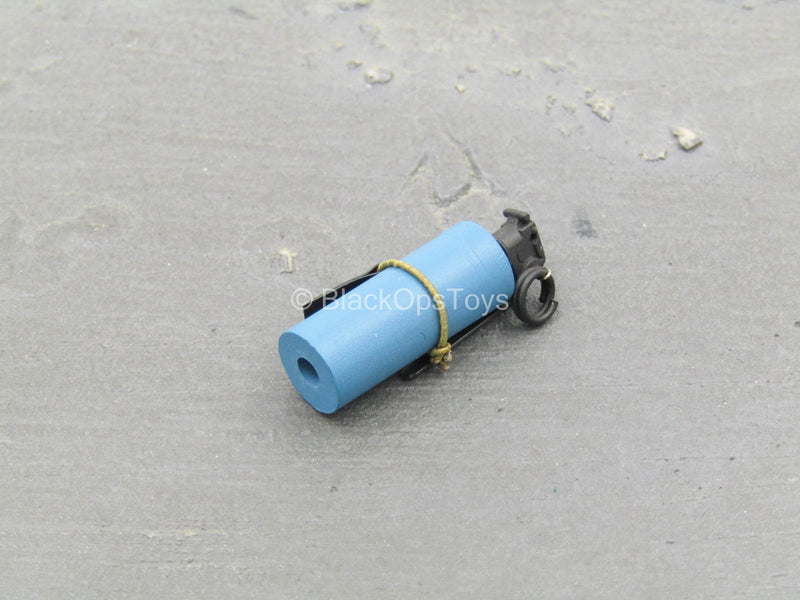 Load image into Gallery viewer, Iraq SOF - SAW Gunner - Blue Training Smoke Grenade
