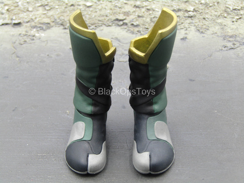 Load image into Gallery viewer, Detective Vigilante - Black, Green, &amp; Gold Boots (Peg Type)
