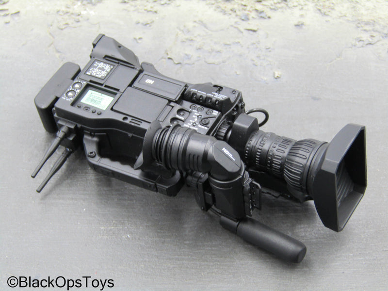 Load image into Gallery viewer, Night Walker - Journalist Recording Camera
