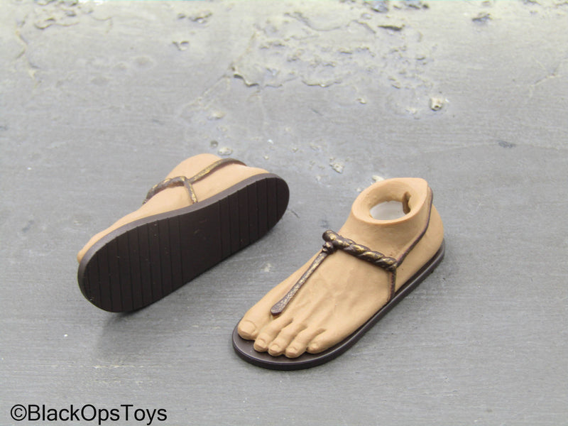 Load image into Gallery viewer, Ramesses The Great Brown Ver - Male Feet In Sandals (Peg Type)
