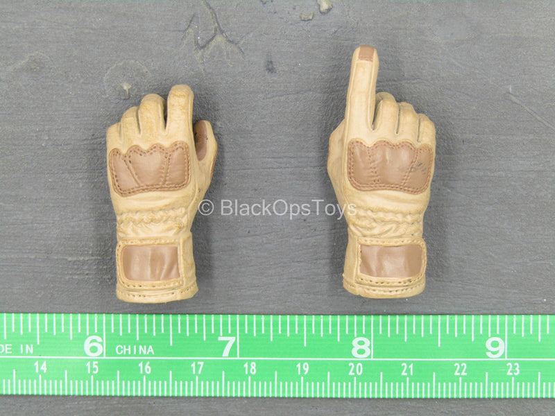 Load image into Gallery viewer, Special Force - Mountain Sniper - Brown &amp; Tan Gloved Hand Set
