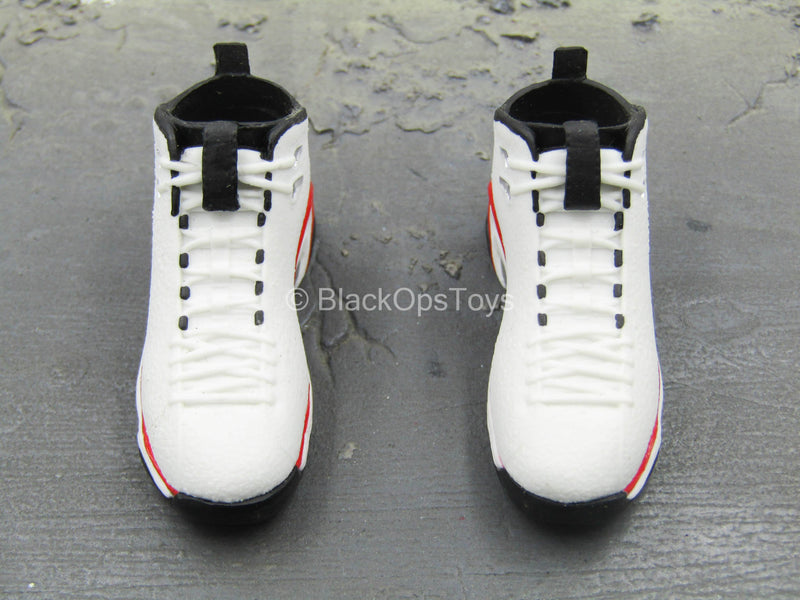 Load image into Gallery viewer, Scottie Pippen - &quot;Pippen II&quot; Sneakers (Peg Type)
