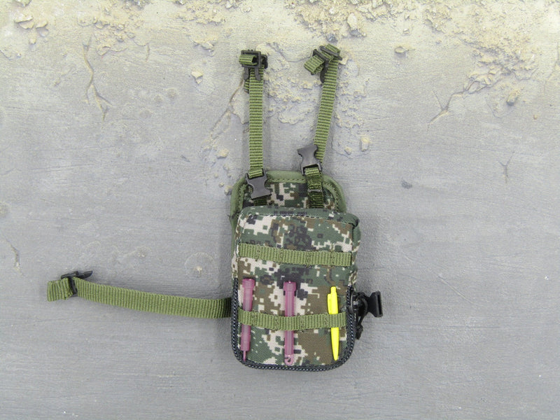 Load image into Gallery viewer, PLA Peacekeeping Infantry - Drop Leg Pouch Set w/Glow Sticks
