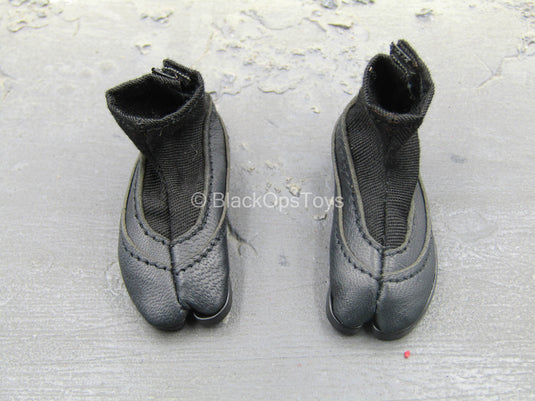 WWII - Battle Of Philippines - Black Shoes (Foot Type)