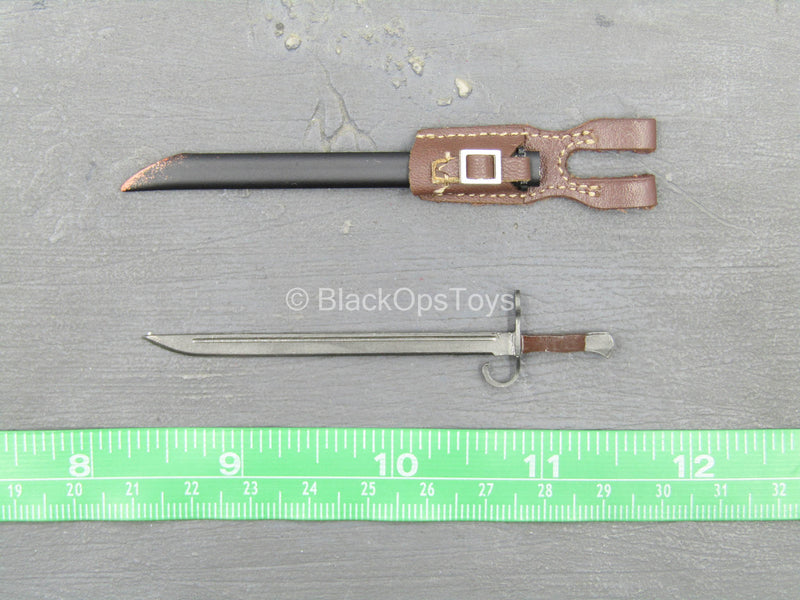 Load image into Gallery viewer, WWII - Battle Of Philippines - Metal Bayonet w/Bayonet Sheath
