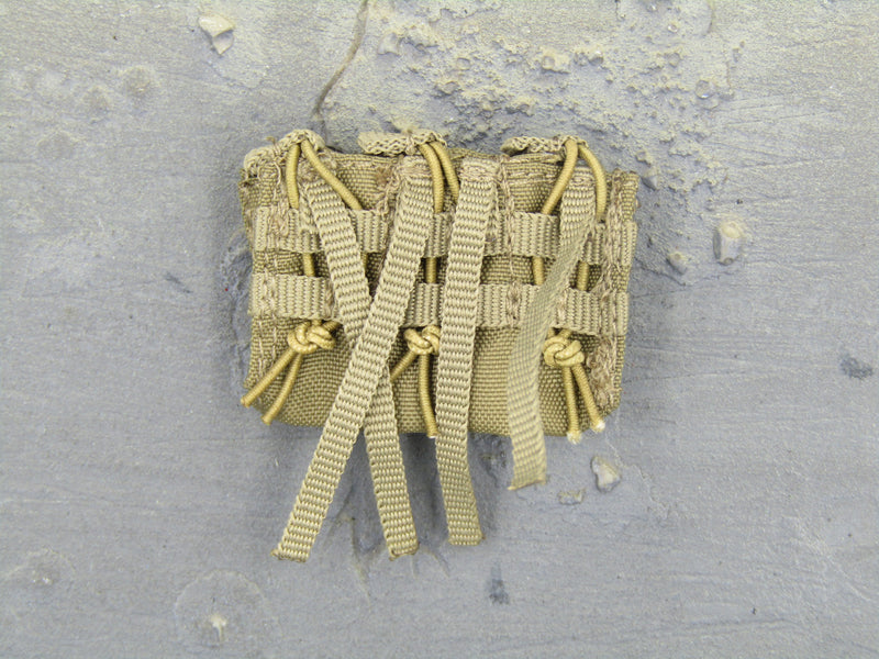 Load image into Gallery viewer, I.S.O.F. - Tan Triple Pistol &amp; M4 Magazine Pouch
