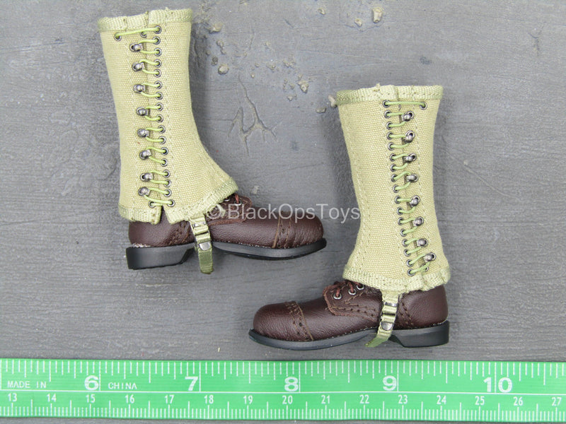Load image into Gallery viewer, WWII - US 2nd Ranger Battalion - Brown Leather Like Boots (Foot Type)
