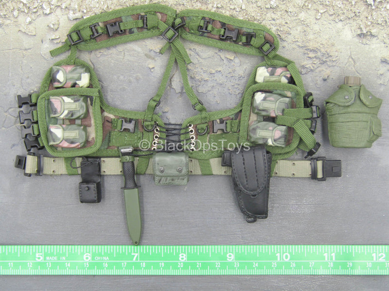 Load image into Gallery viewer, U.S Navy Seal Team Six &quot;Rick&quot; - Woodland Camo Vest Set
