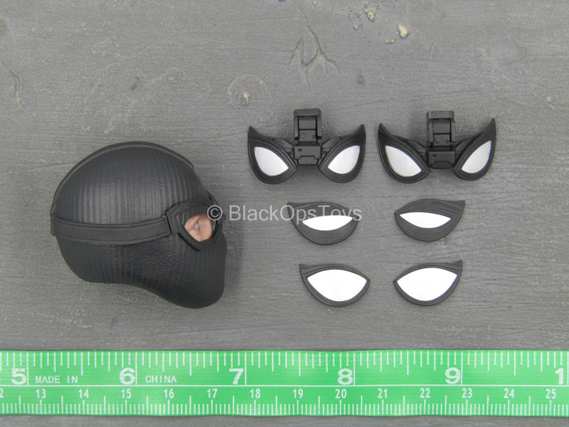 Load image into Gallery viewer, Spiderman Stealth Suit - Masked Head Sculpt w/Interchangeable Eyes
