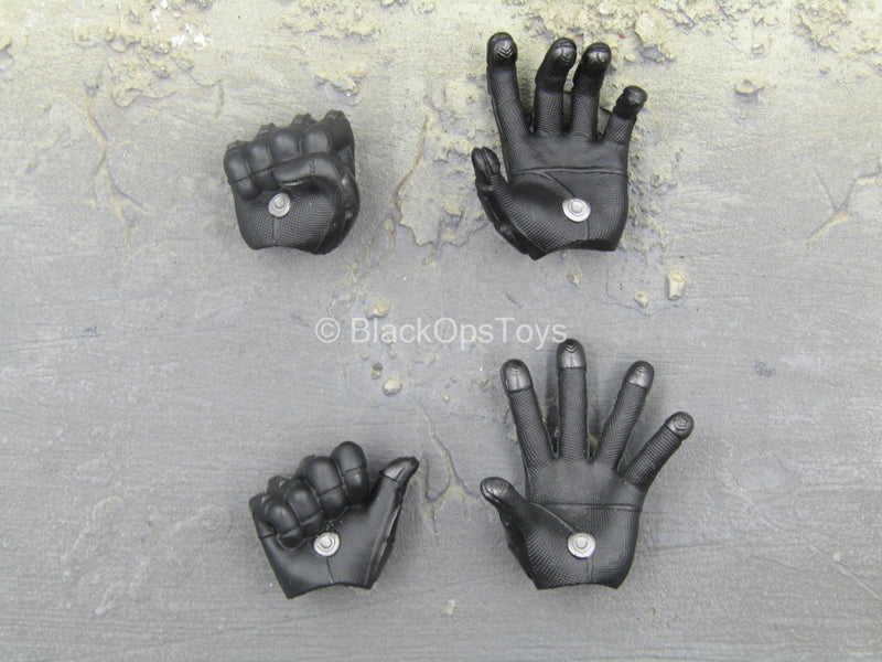 Load image into Gallery viewer, Spiderman Anti-Ock Suit - Black Gloved Hands (Type 2)
