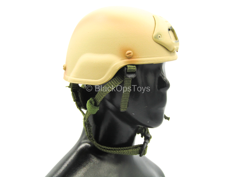 Load image into Gallery viewer, DEVGRU Gold Team - Tan Helmet

