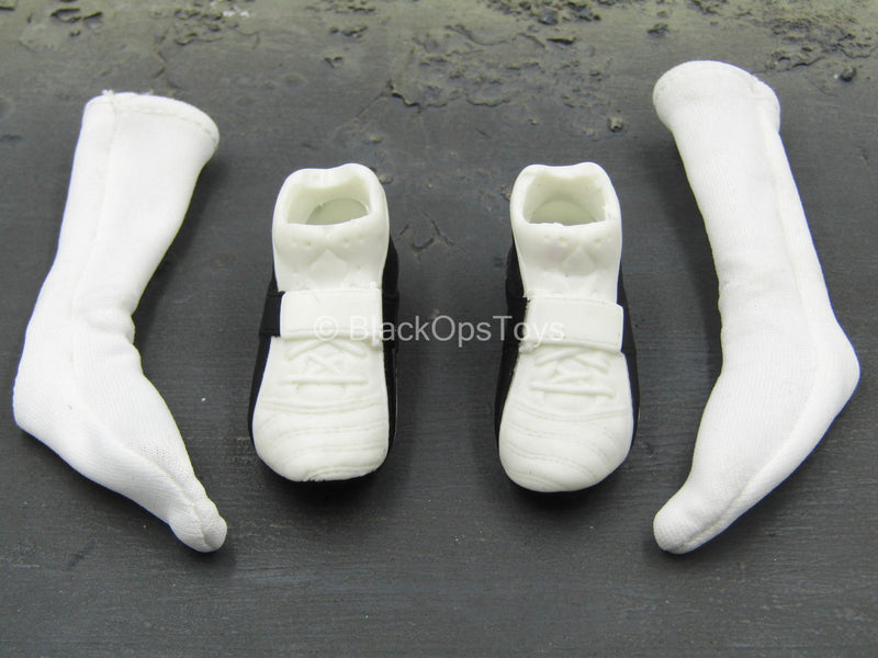 Load image into Gallery viewer, G.I. Joe Football - Cleats w/Socks (Foot Type)
