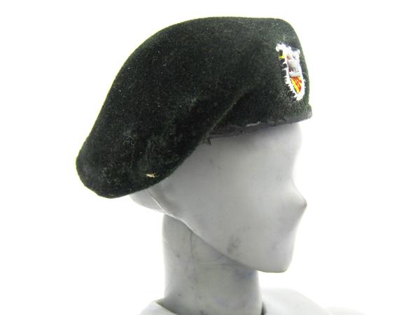 Load image into Gallery viewer, Army - John Wayne Vietnam - Black Beret
