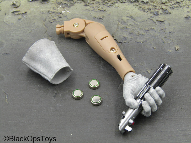 Load image into Gallery viewer, Star Wars Snowspeeder Luke - Light Up Lightsaber Arm w/White Glove
