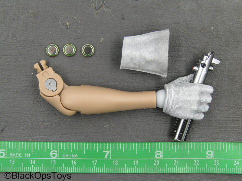 Load image into Gallery viewer, Star Wars Snowspeeder Luke - Light Up Lightsaber Arm w/White Glove
